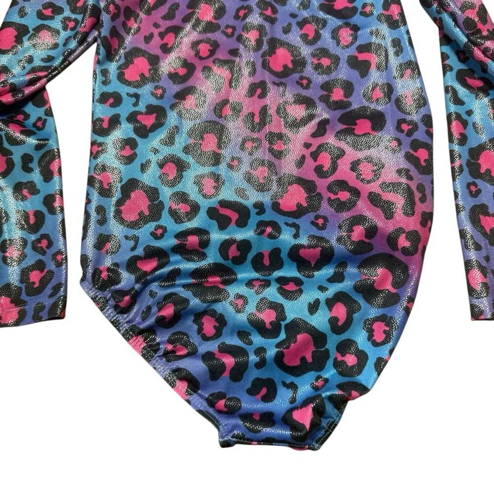 140 (child’s medium or 9-10) longsleeved leotard